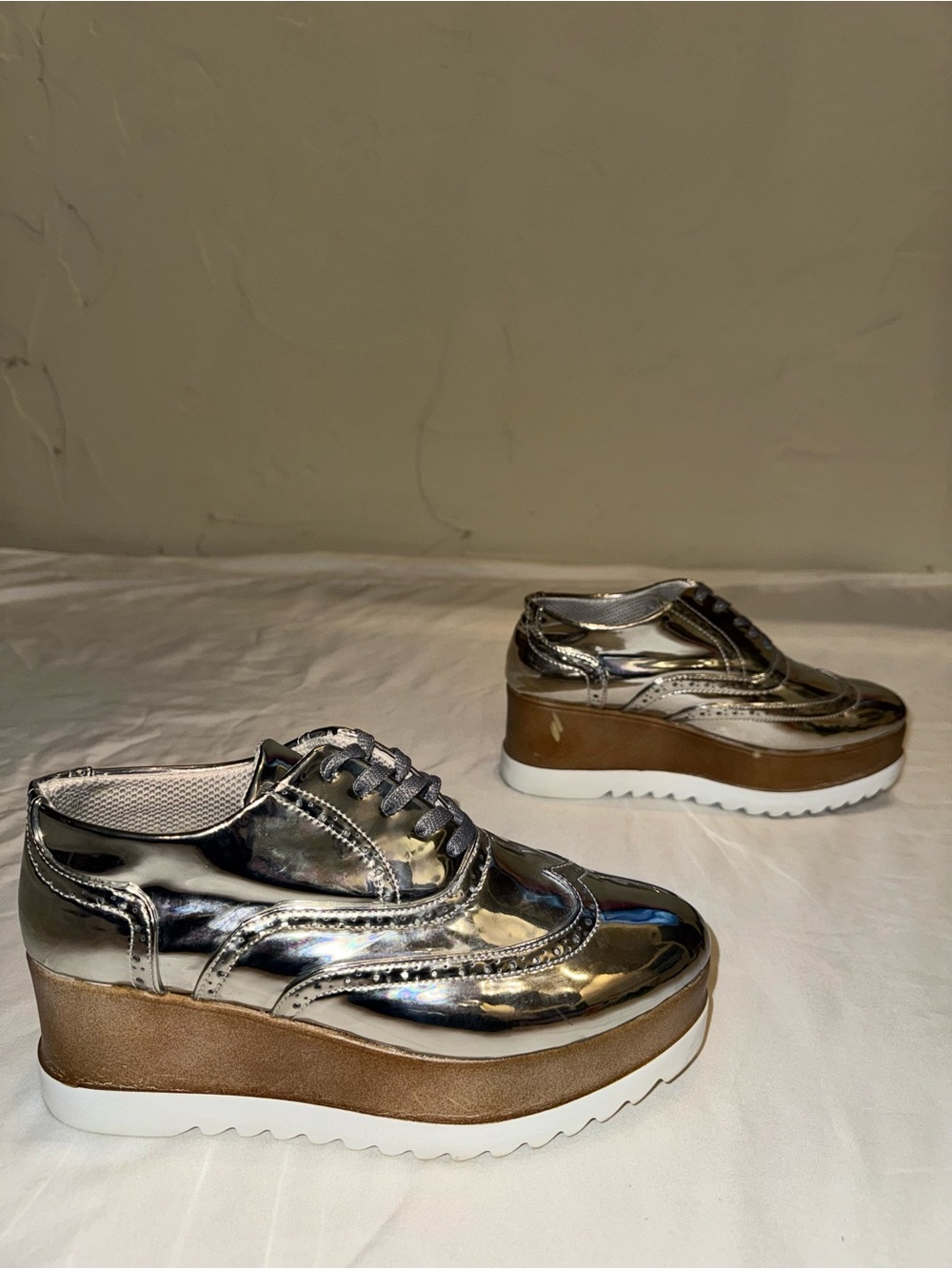 Metallic Silver Platform Oxford Shoes for Women